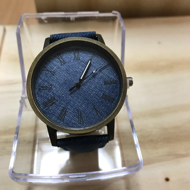 デニム柄腕時計 新品送料込み( ^ω^ ) メンズの時計(腕時計(アナログ))の商品写真