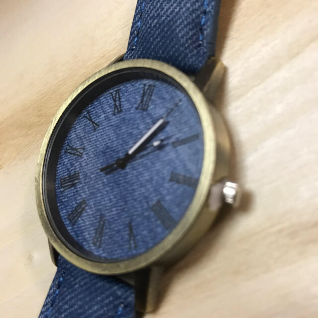 デニム柄腕時計 新品送料込み( ^ω^ ) メンズの時計(腕時計(アナログ))の商品写真