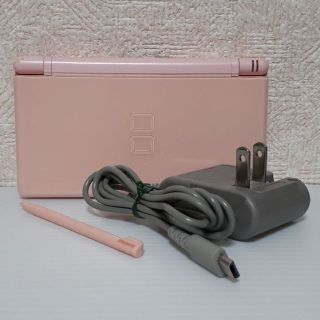 ニンテンドーDS(ニンテンドーDS)の中古★ニンテンドーDS Lite ピンク本体 充電器 タッチペン 付属(携帯用ゲーム機本体)