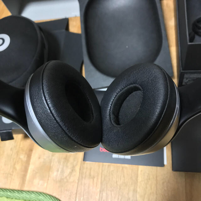 Beats by Dr Dre(ビーツバイドクタードレ)のBeats by Dr.Dre Solo2 wireless スマホ/家電/カメラのオーディオ機器(ヘッドフォン/イヤフォン)の商品写真