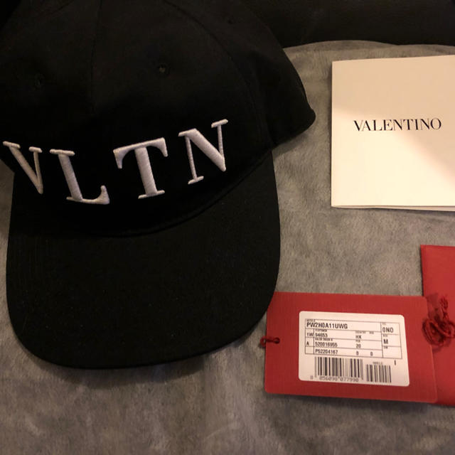 VLTN キャップ 新品 ヴァレンティノ - 帽子