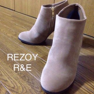 リゾイ(REZOY)のREZOY ブーティ★神品未使用★(ブーツ)