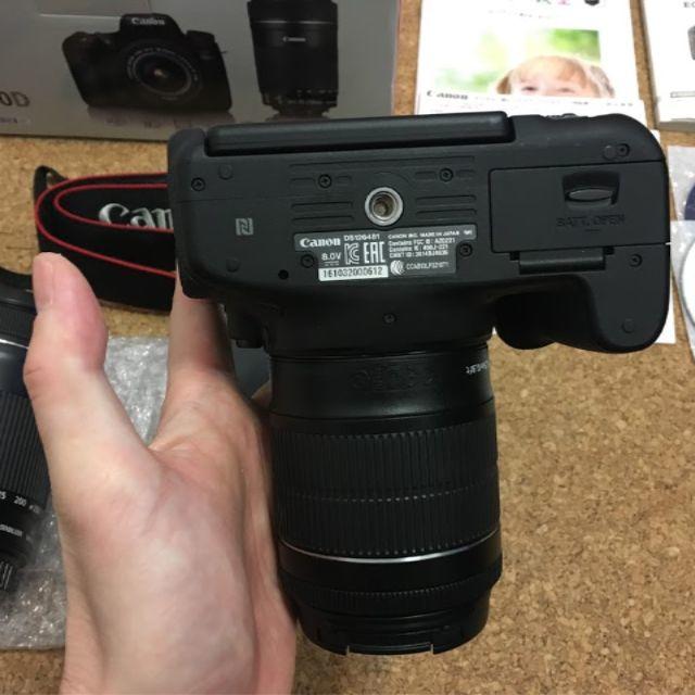 Canon(キヤノン)の【ゆちゃんさん専用】　【美品】　EOS 8000D ダブルズームキット　 スマホ/家電/カメラのカメラ(デジタル一眼)の商品写真