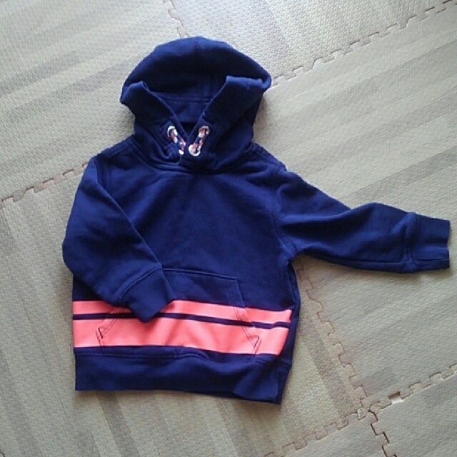 babyGAP(ベビーギャップ)のGAPbaby　パーカー　ネイビー　90 キッズ/ベビー/マタニティのキッズ服男の子用(90cm~)(ジャケット/上着)の商品写真