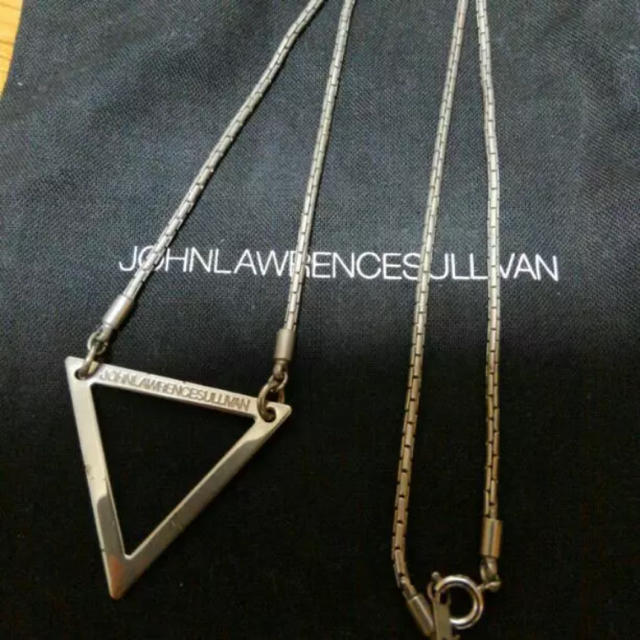 JOHN LAWRENCE SULLIVAN(ジョンローレンスサリバン)のJohn Lawrence Sullivan トライアングルネックレス メンズのアクセサリー(ネックレス)の商品写真