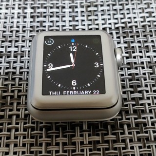 アップル(Apple)の3% off - apple watch series 3 38mm GPS(腕時計(デジタル))