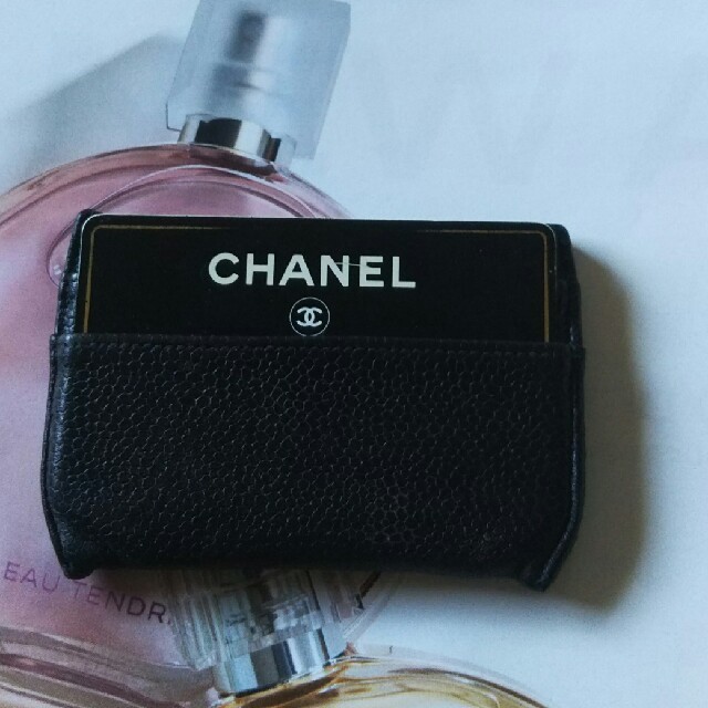 CHANEL(シャネル)のCHANEL  カードケース   レディースのファッション小物(名刺入れ/定期入れ)の商品写真