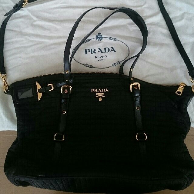 バッグ美品  PRADA 2way 斜めがけハンドバッグ