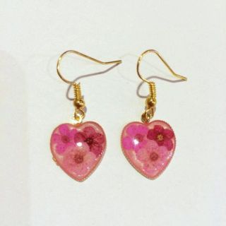 9 お花のピアス(ピアス)