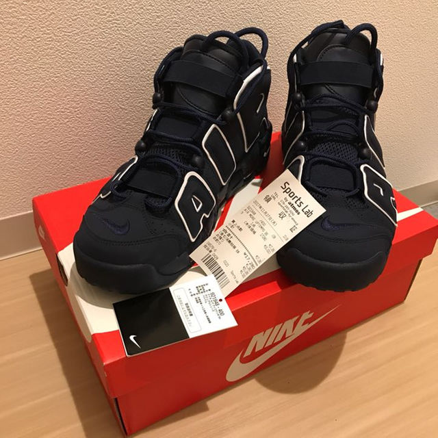 NIKE(ナイキ)のNIKE AIR MORE UPTEMPO ダークネイビー 28cm モアテン メンズの靴/シューズ(スニーカー)の商品写真