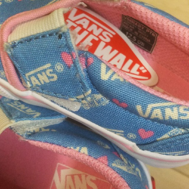 VANS(ヴァンズ)の天の邪鬼様 専用 新品  VANS  ベビー スリッポン キッズ/ベビー/マタニティのベビー靴/シューズ(~14cm)(スリッポン)の商品写真