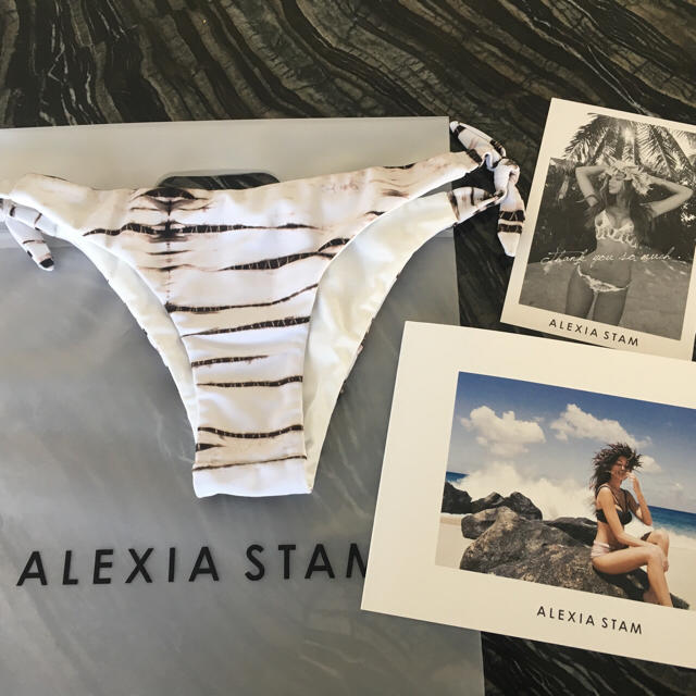 ALEXIA STAM(アリシアスタン)のALEXIA STAN Zebra柄 bikini ボトム レディースの水着/浴衣(水着)の商品写真