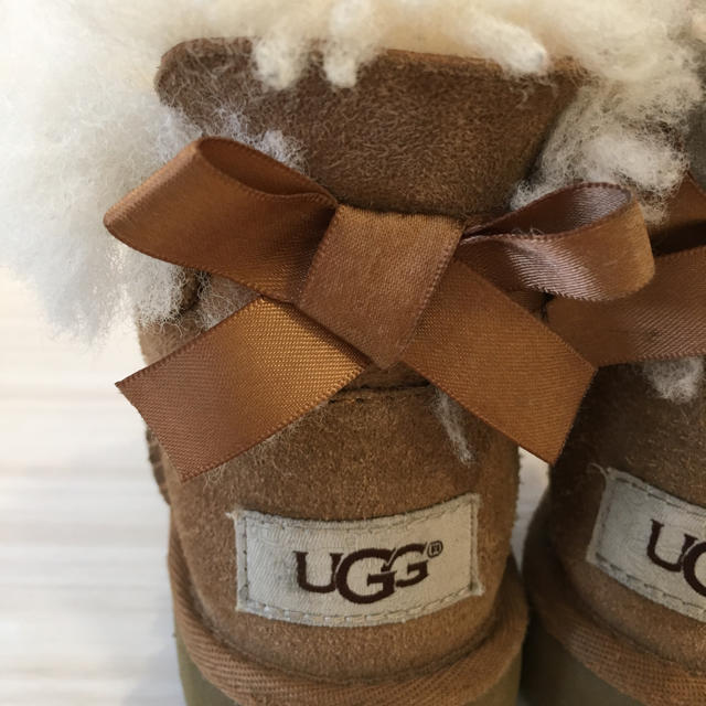 UGG(アグ)のUGGムートンブーツ♡ キッズ/ベビー/マタニティのキッズ靴/シューズ(15cm~)(ブーツ)の商品写真