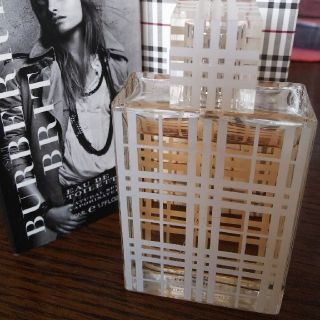 バーバリー(BURBERRY)のCさん専用☆バーバリー香水50ml&おまけ付き(香水(女性用))