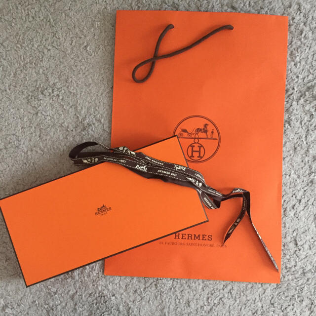 Hermes(エルメス)のHERMES タオル レディースのファッション小物(ハンカチ)の商品写真