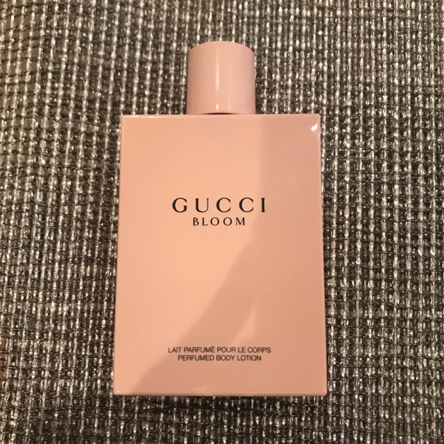 Gucci - GUCCI グッチブルーム ボディローション 200mlの通販 by ...