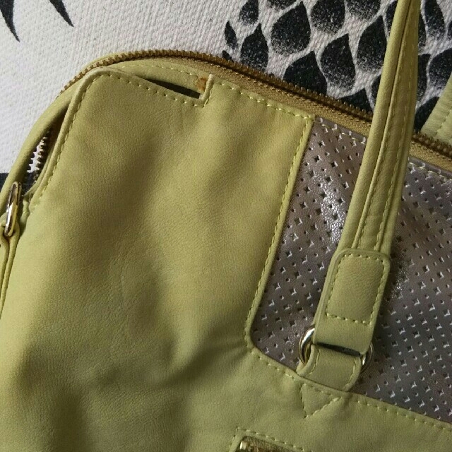 PAPILLONNER(パピヨネ)のパピヨネ 2ｗａｙ 春バック レディースのバッグ(ショルダーバッグ)の商品写真