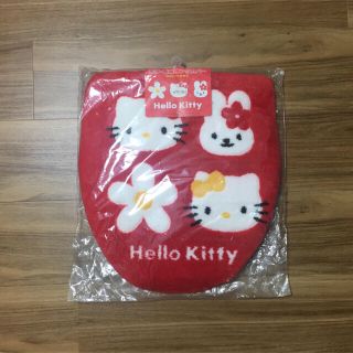 ハローキティ(ハローキティ)の【新品】Hello Kitty トイレ＊洗浄＊暖房用＊フタカバー(トイレマット)