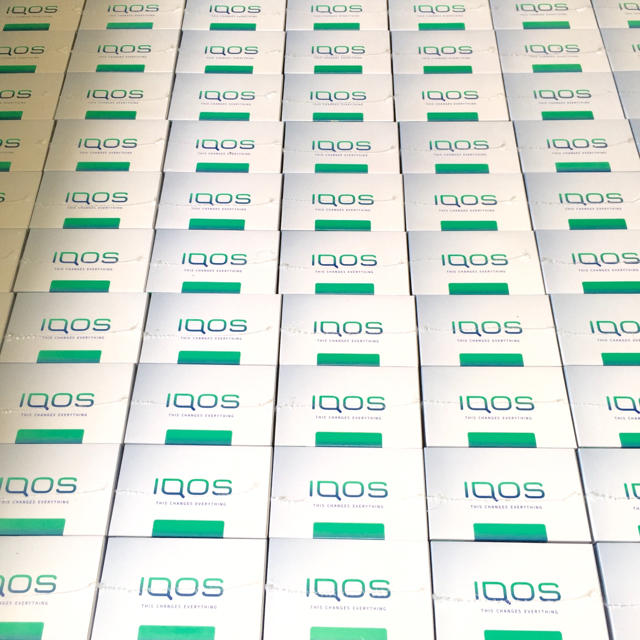IQOS(アイコス)のBET様 専用 ② 300台 新型 2.4 PLUS iQOS アイコス メンズのファッション小物(タバコグッズ)の商品写真