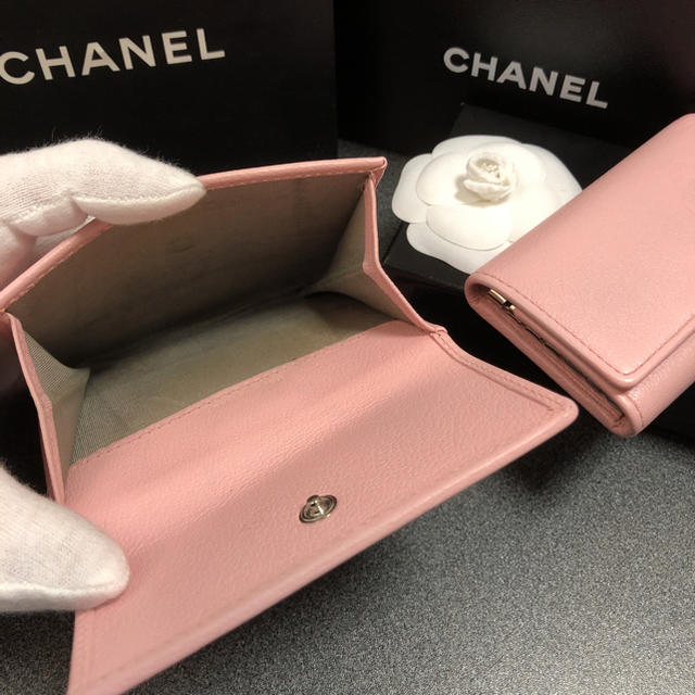 CHANEL(シャネル)のシャネル   カメリア 折り財布&キーケース レディースのファッション小物(財布)の商品写真