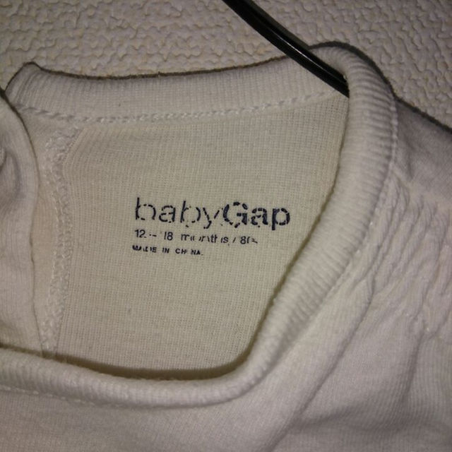 babyGAP(ベビーギャップ)の値下げしました☆babygap☆80 Tシャツ キッズ/ベビー/マタニティのベビー服(~85cm)(その他)の商品写真