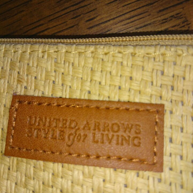 UNITED ARROWS(ユナイテッドアローズ)の値下げ☆未使用☆リンネル付録 ユナイテッドアローズ フォーリビング ポーチ レディースのバッグ(ボディバッグ/ウエストポーチ)の商品写真