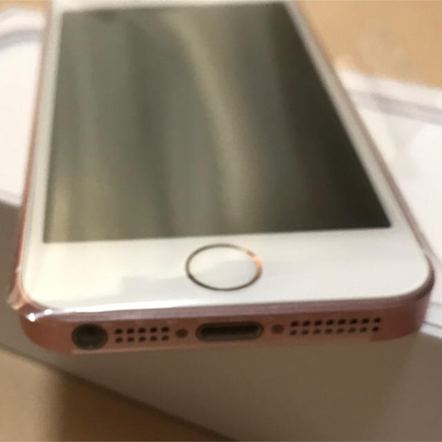 極美品 整備済み ドコモ iPhone SE 16GB ローズゴールド - 1