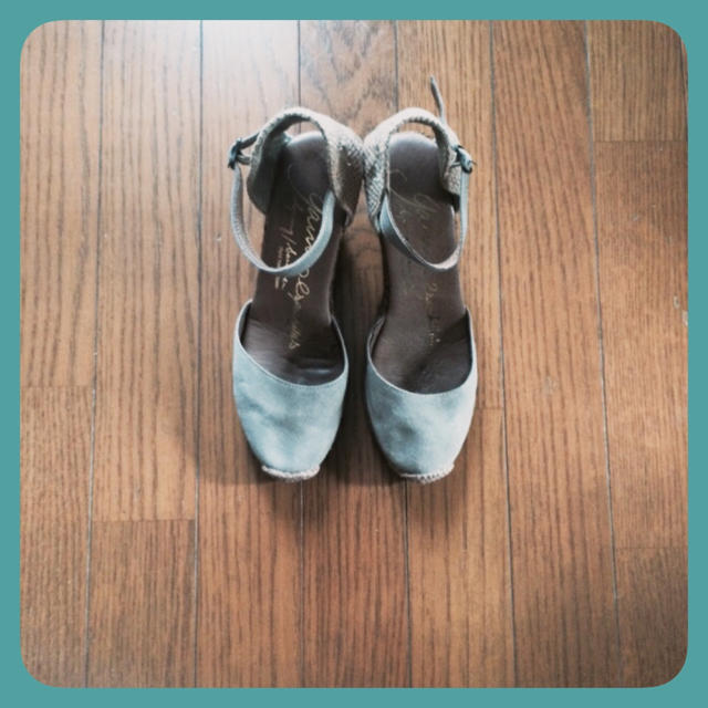 UNITED ARROWS(ユナイテッドアローズ)の🌷gaimo キレイ色ウェッジパンプス レディースの靴/シューズ(ハイヒール/パンプス)の商品写真