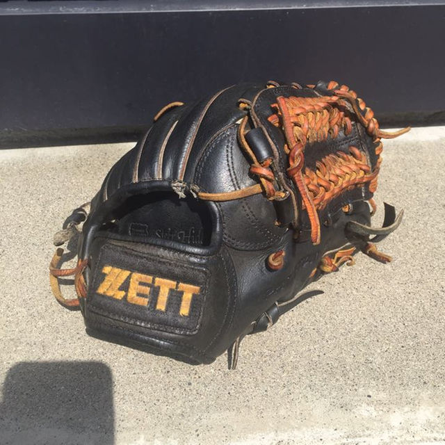 ZETT ZETT ブロステイタスの通販 by サボ5342's shop｜ゼットならラクマ - 硬式用 野球グローブ グラブ 2022お得