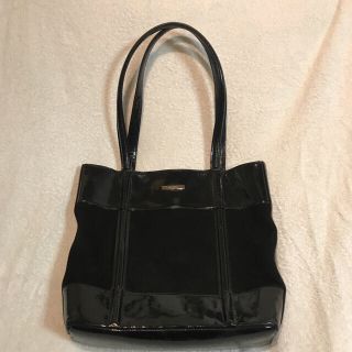 グッチ(Gucci)のGUCCI エナメル/スエード トートバッグ 黒(トートバッグ)