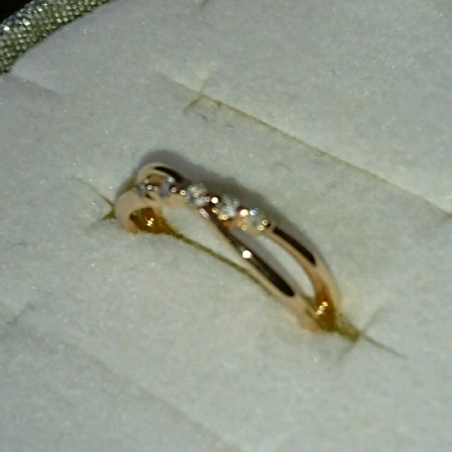 4℃(ヨンドシー)の4°Cダイヤピンキーリング レディースのアクセサリー(リング(指輪))の商品写真