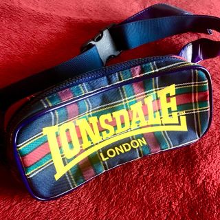 ロンズデール(LONSDALE)の【激レア】新品LONSDALEウエストポーチ タータンチェック(ボディバッグ/ウエストポーチ)