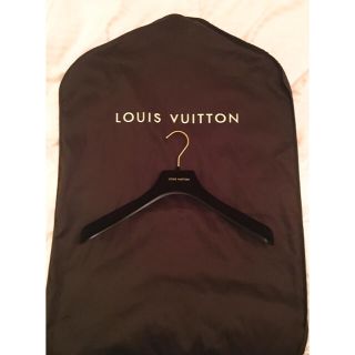 ルイヴィトン(LOUIS VUITTON)のルイヴィトン ハンガー・洋服カバーset(押し入れ収納/ハンガー)