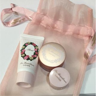 レメルヴェイユーズラデュレ(Les Merveilleuses LADUREE)のラドゥレ ファンデ チーク ハンドクリームのセット(コフレ/メイクアップセット)