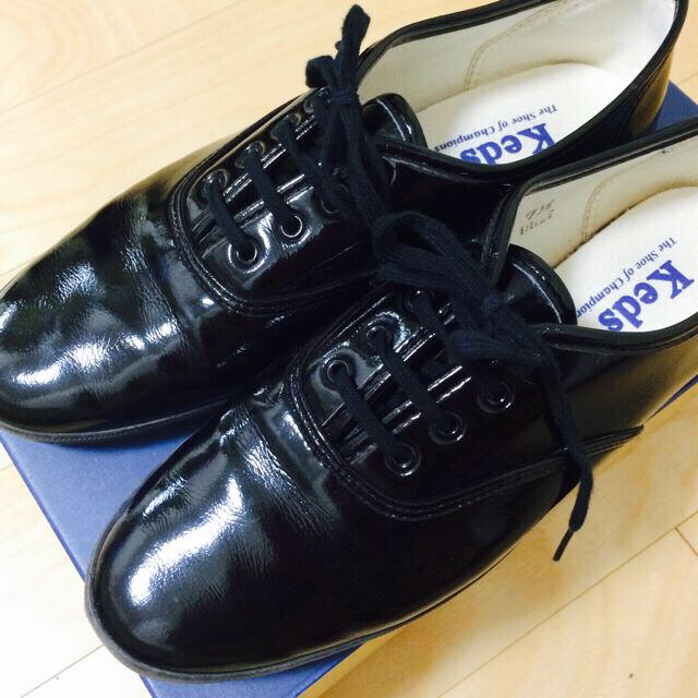 UNITED ARROWS - Kedsのエナメルスニーカーの通販 by me's shop ...