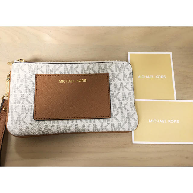 Michael Kors(マイケルコース)の新品☆マイケルコース  Iポケット付き財布兼カードケース レディースのファッション小物(財布)の商品写真