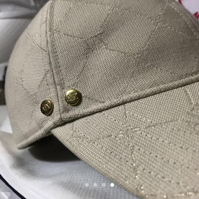 Gucci(グッチ)の✨AIX キャップ レディースの帽子(キャップ)の商品写真