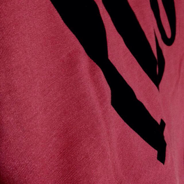 ピンク ロゴ Tシャツ レディースのトップス(Tシャツ(半袖/袖なし))の商品写真