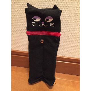 カルディ(KALDI)のカルディ猫の日　黒ねこペンケース【限定】(菓子/デザート)