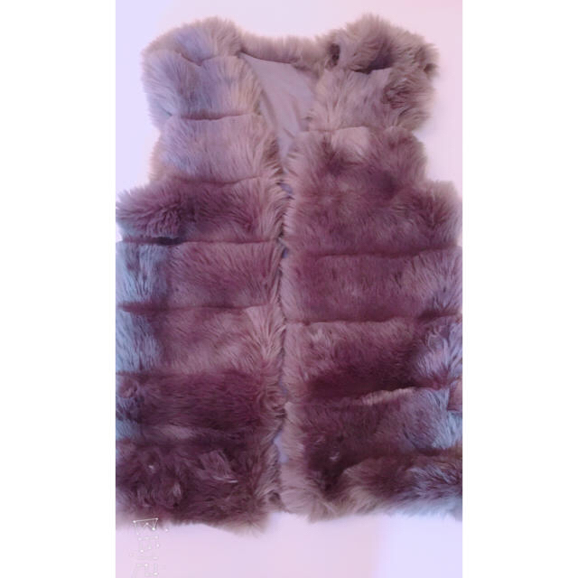 GRL(グレイル)のGRL ファーベスト レディースのジャケット/アウター(毛皮/ファーコート)の商品写真