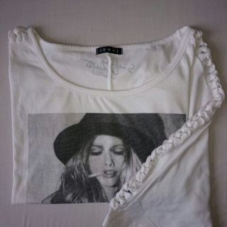 イング(INGNI)のINGNIプリントTシャツ(その他)