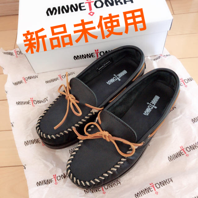 Minnetonka(ミネトンカ)のミネトンカ 新品未使用 メンズの靴/シューズ(スリッポン/モカシン)の商品写真