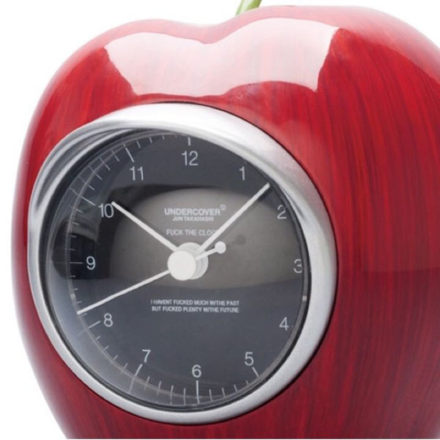 UNDERCOVER(アンダーカバー)のアンダーカバー undercover Gilapple Clock 時計 りんご メンズのファッション小物(その他)の商品写真