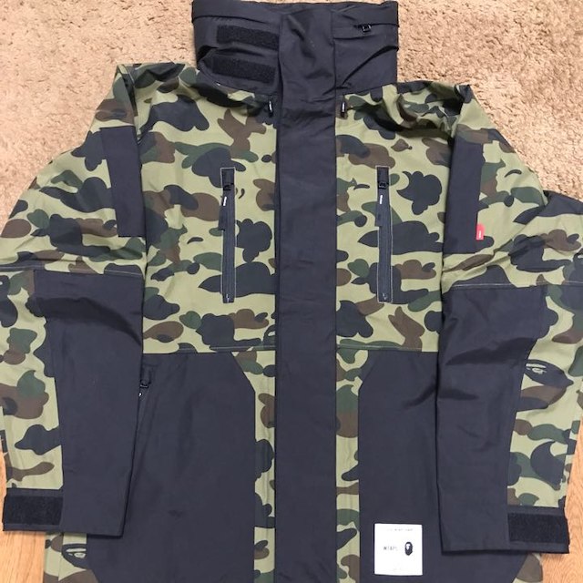 W)taps(ダブルタップス)の定価 wtaps WTAPS ダブルタップス エイプ ape BAPE bape メンズのジャケット/アウター(マウンテンパーカー)の商品写真