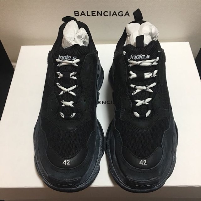 Balenciaga(バレンシアガ)の【国内正規店購入 42 BALENCIAGA Triple S トリプルS メンズの靴/シューズ(スニーカー)の商品写真
