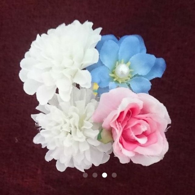 結婚式 成人式 造花 ヘッドパーツ レディースのヘアアクセサリー(その他)の商品写真