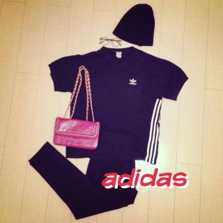 アディダス(adidas)のadidas Ｔシャツ(Tシャツ(半袖/袖なし))