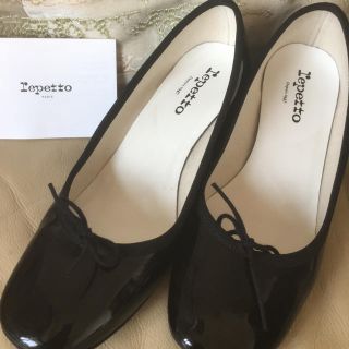 レペット(repetto)のreoetto レペット37 エナメルヒール5.5 黒 数回のみ使用 伊勢丹購入(ハイヒール/パンプス)