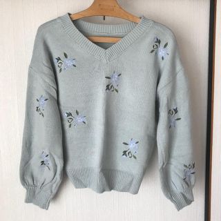 ヴィス(ViS)の2WAYフラワー刺繍ニット(ニット/セーター)