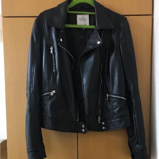 ザラ(ZARA)のZARA 黒ライダースジャケット(ライダースジャケット)